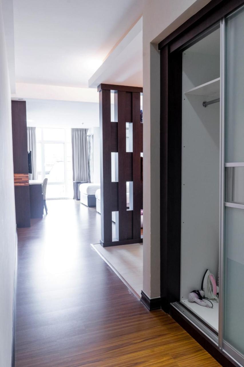 Classy Studio Apartment Kota Bharu Bagian luar foto